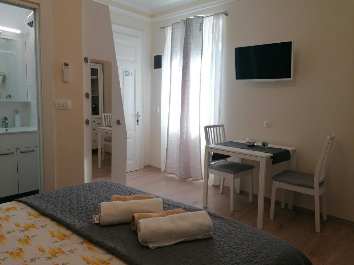 Apartman Lusetic Опатія Екстер'єр фото